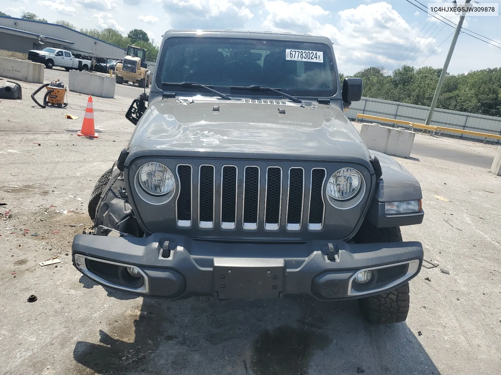 1C4HJXEG5JW309878 2018 Jeep Wrangler Unlimited Sahara