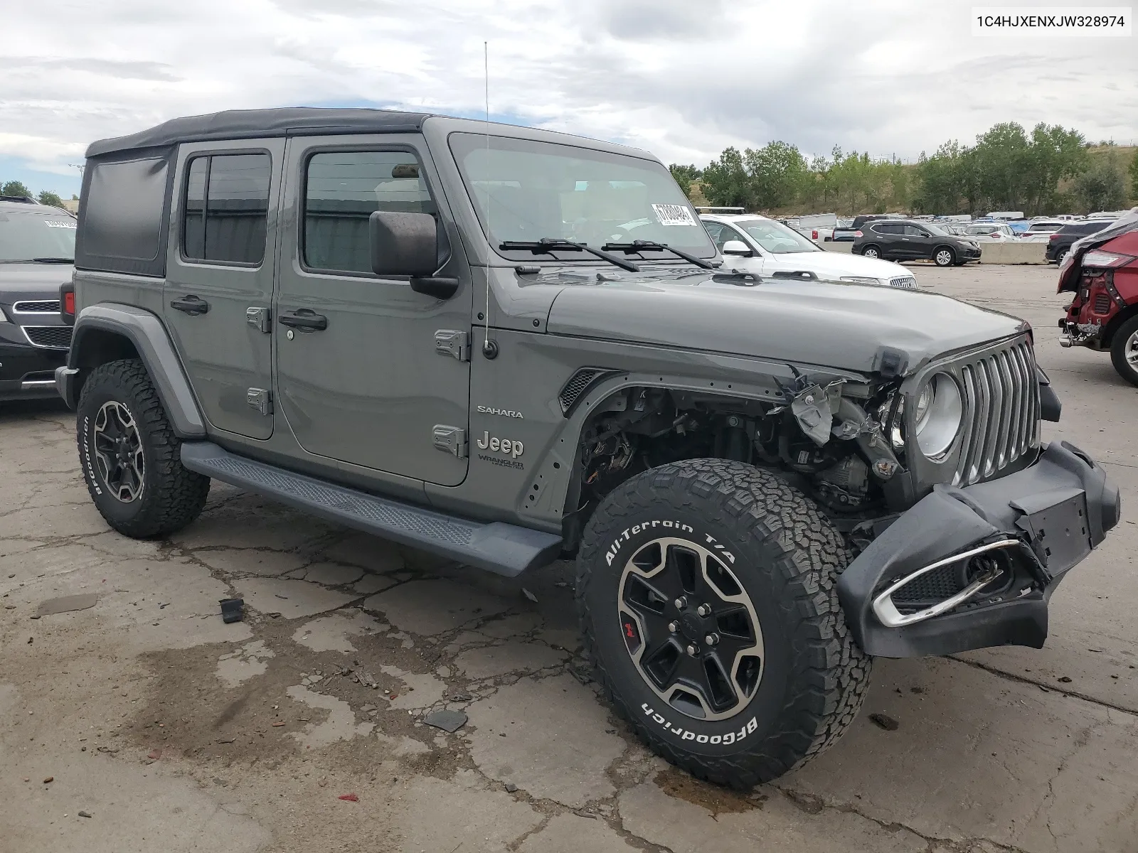 1C4HJXENXJW328974 2018 Jeep Wrangler Unlimited Sahara