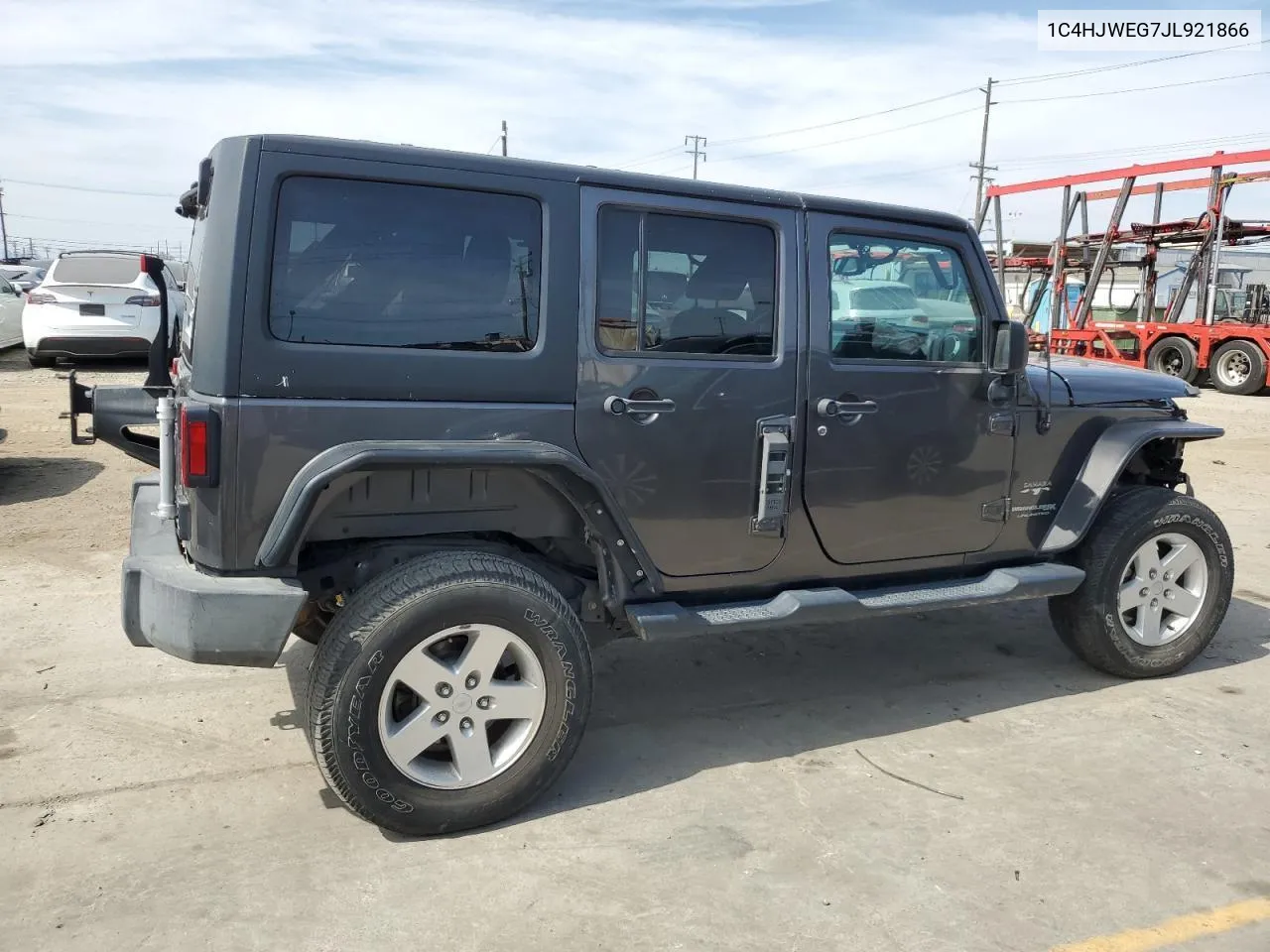 2018 Jeep Wrangler Unlimited Sahara VIN: 1C4HJWEG7JL921866 Lot: 69345464