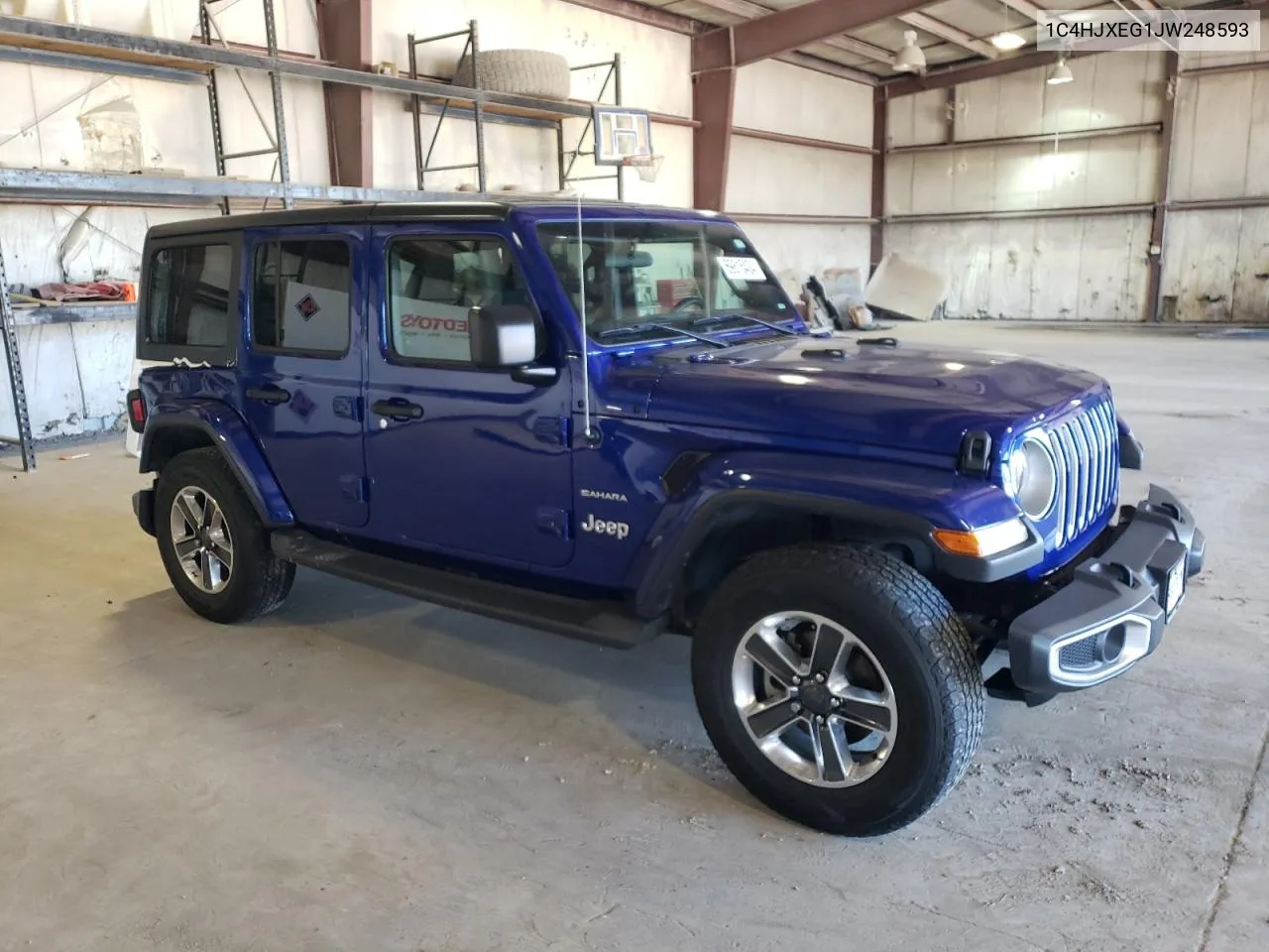 1C4HJXEG1JW248593 2018 Jeep Wrangler Unlimited Sahara