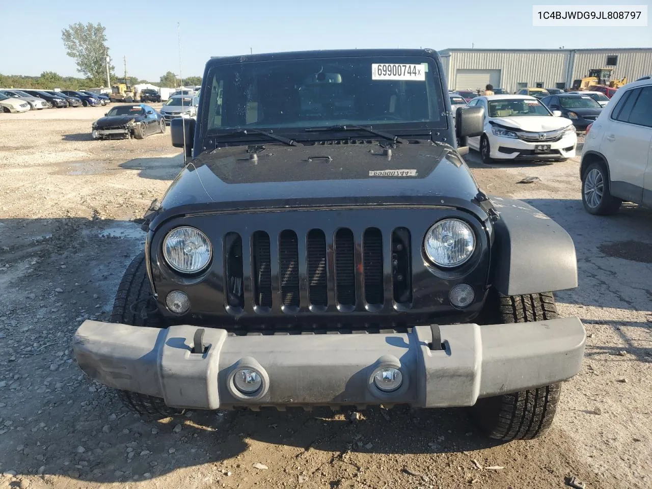 1C4BJWDG9JL808797 2018 Jeep Wrangler Unlimited Sport