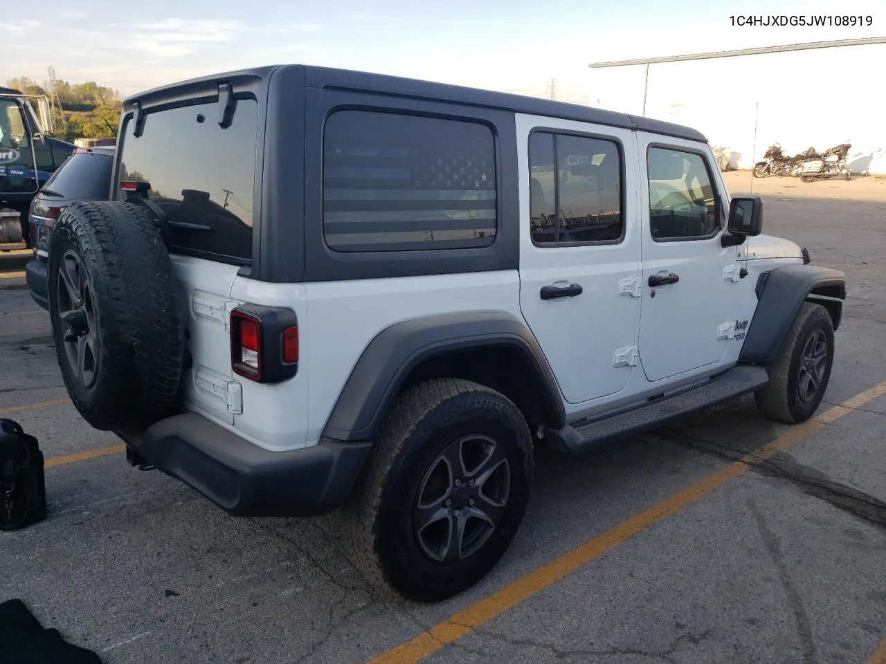 2018 Jeep Wrangler Unlimited Sport VIN: 1C4HJXDG5JW108919 Lot: 70990854