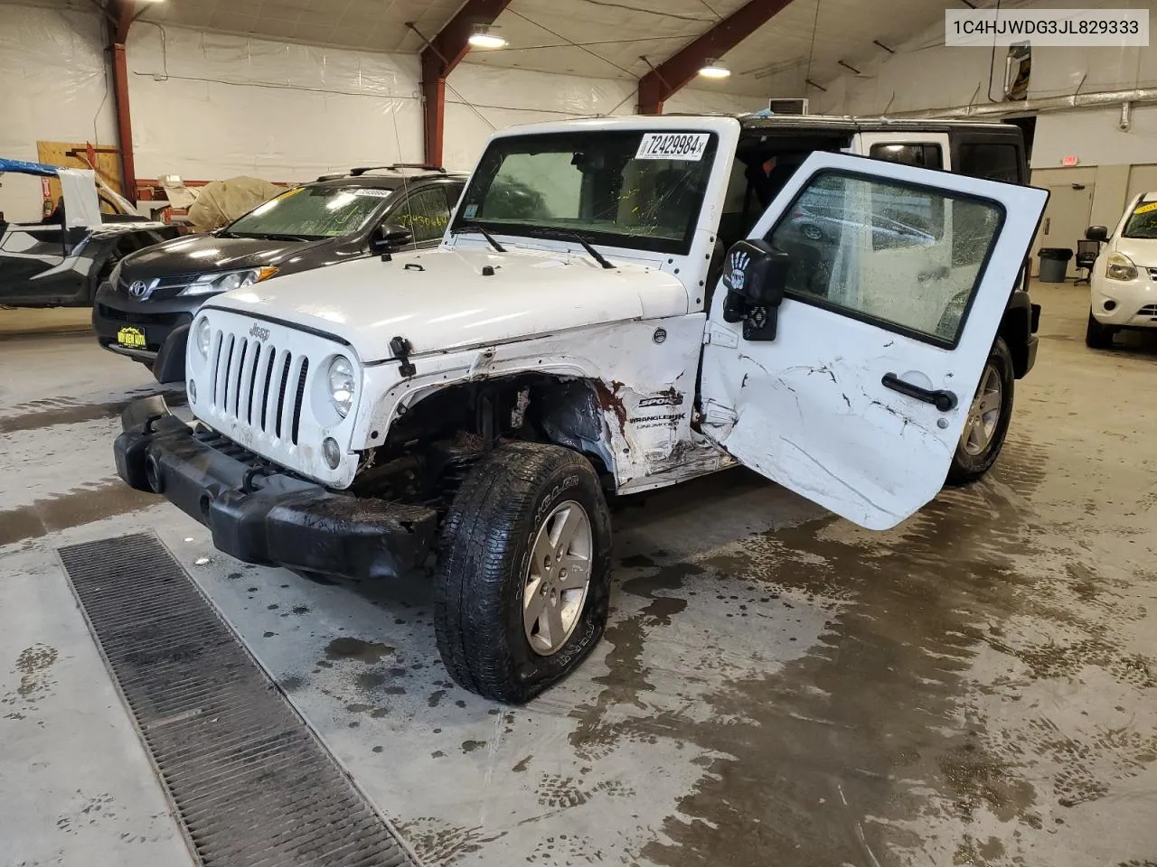 1C4HJWDG3JL829333 2018 Jeep Wrangler Unlimited Sport