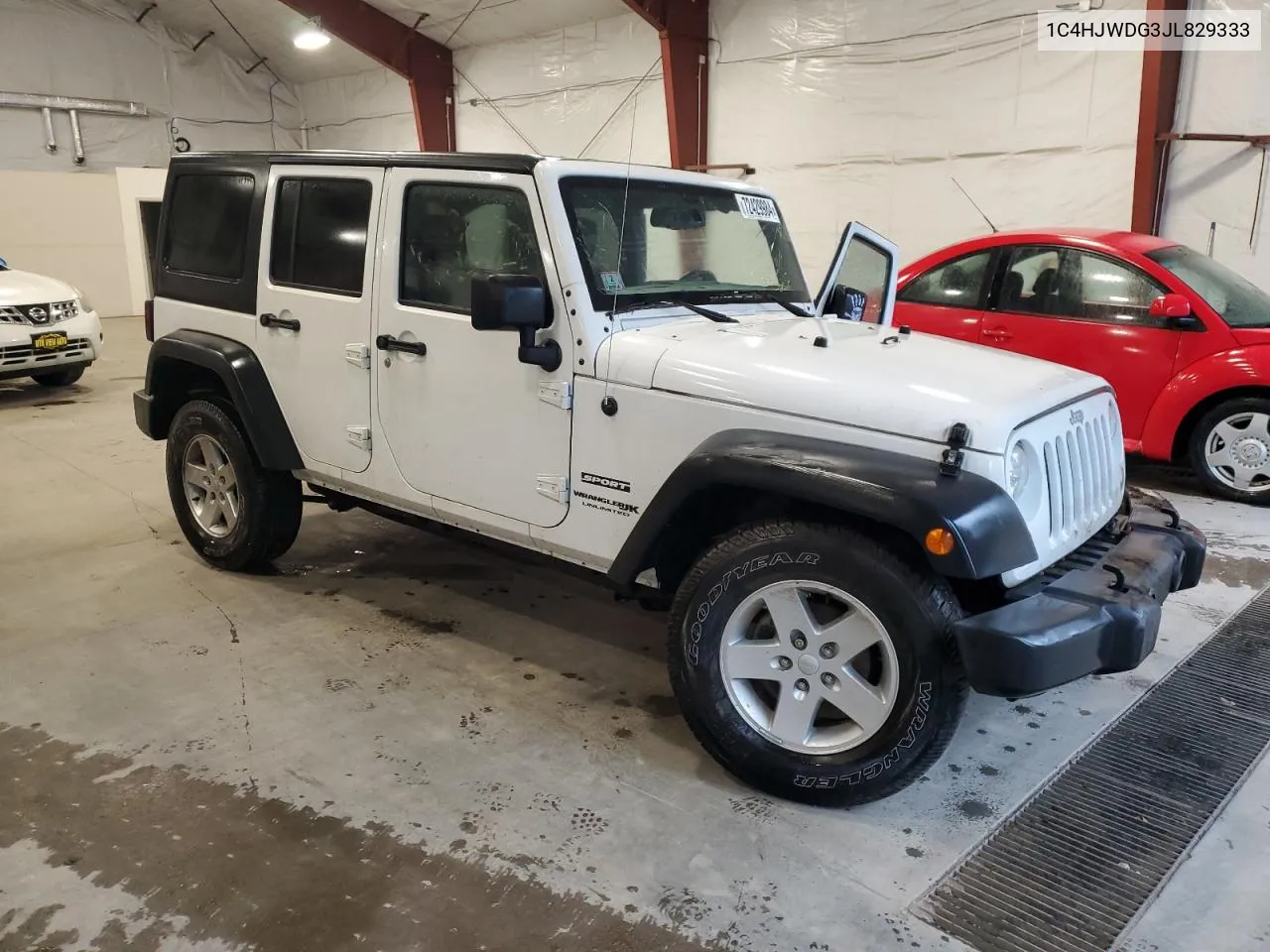 1C4HJWDG3JL829333 2018 Jeep Wrangler Unlimited Sport