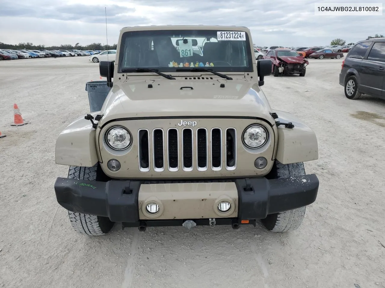 2018 Jeep Wrangler Sahara VIN: 1C4AJWBG2JL810082 Lot: 81231224