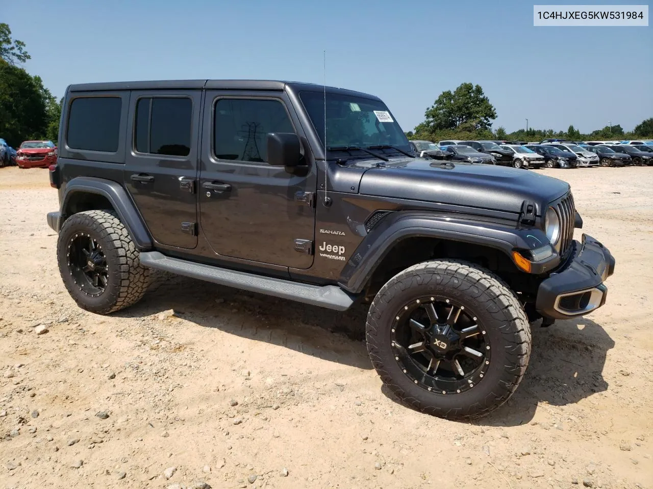 1C4HJXEG5KW531984 2019 Jeep Wrangler Unlimited Sahara