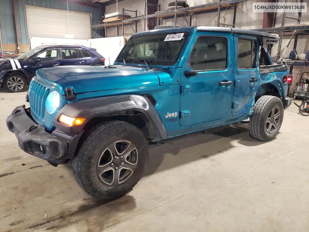 1C4HJXDG0KW613638 2019 Jeep Wrangler Unlimited Sport