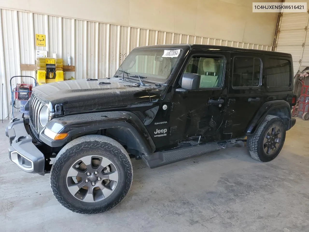 2019 Jeep Wrangler Unlimited Sahara VIN: 1C4HJXEN5KW616421 Lot: 70822854