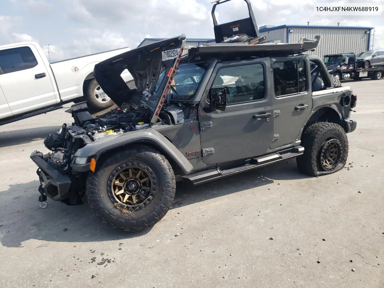 1C4HJXFN4KW688919 2019 Jeep Wrangler Unlimited Rubicon