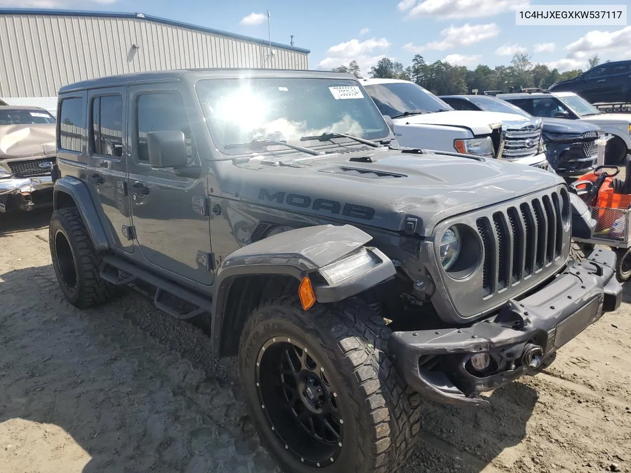 2019 Jeep Wrangler Unlimited Sahara VIN: 1C4HJXEGXKW537117 Lot: 72555854