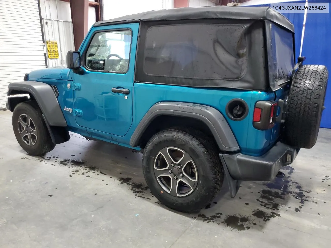 2020 Jeep Wrangler Sport VIN: 1C4GJXAN2LW258424 Lot: 66889814