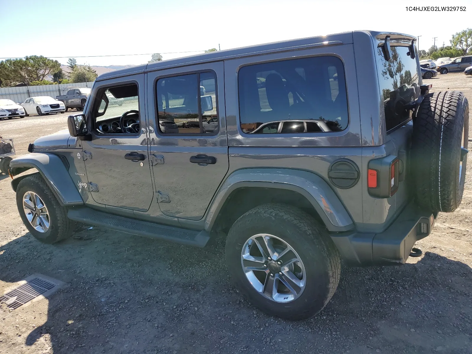 2020 Jeep Wrangler Unlimited Sahara VIN: 1C4HJXEG2LW329752 Lot: 68563674