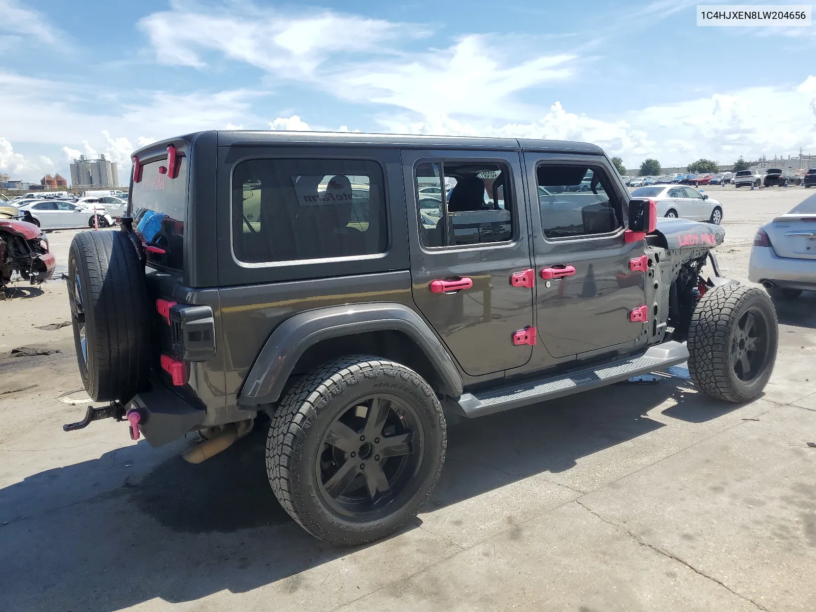 2020 Jeep Wrangler Unlimited Sahara VIN: 1C4HJXEN8LW204656 Lot: 69098174