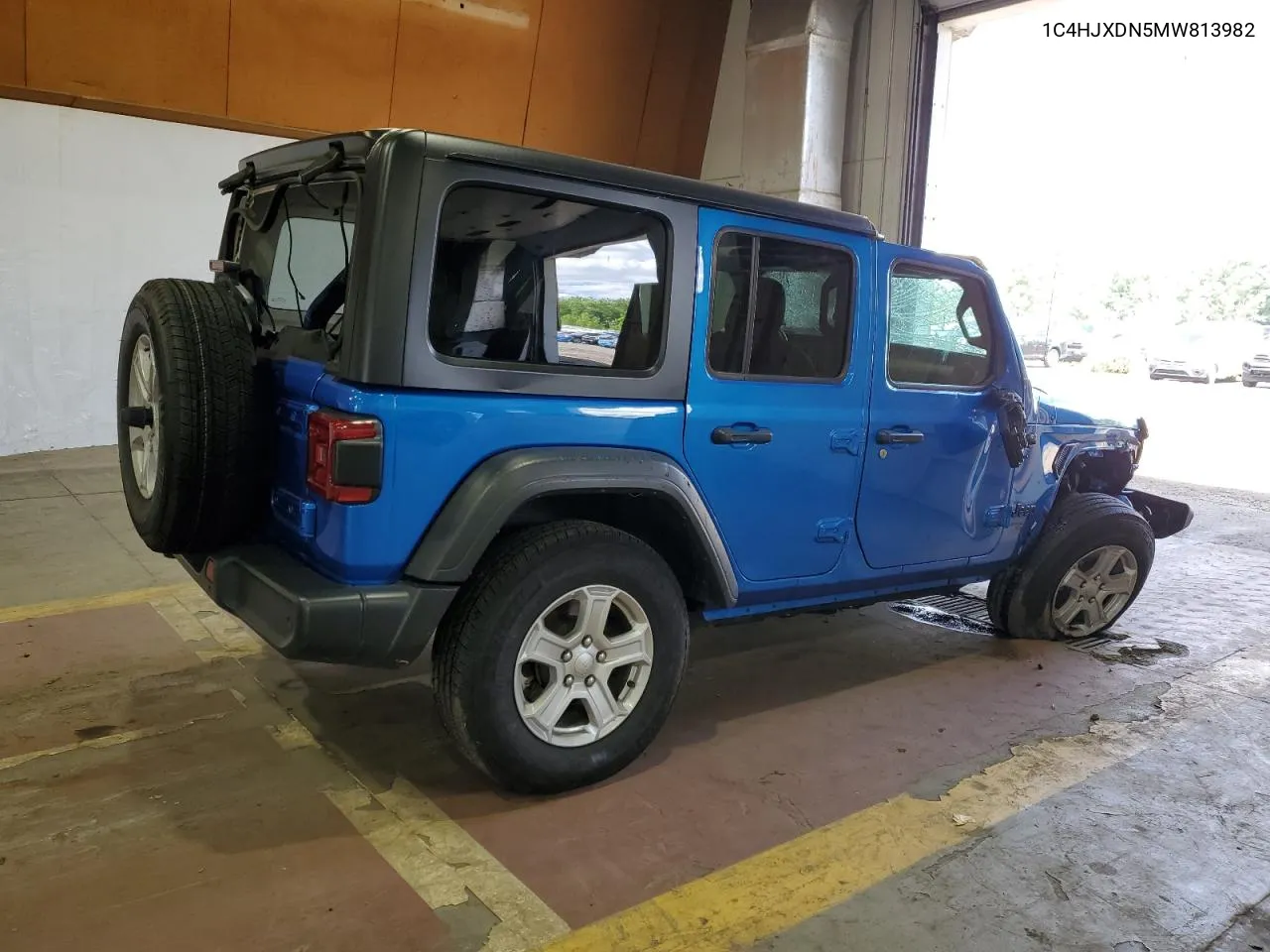 2021 Jeep Wrangler Unlimited Sport VIN: 1C4HJXDN5MW813982 Lot: 62433544