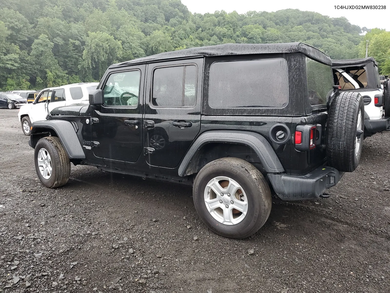 2021 Jeep Wrangler Unlimited Sport VIN: 1C4HJXDG2MW830238 Lot: 64617474