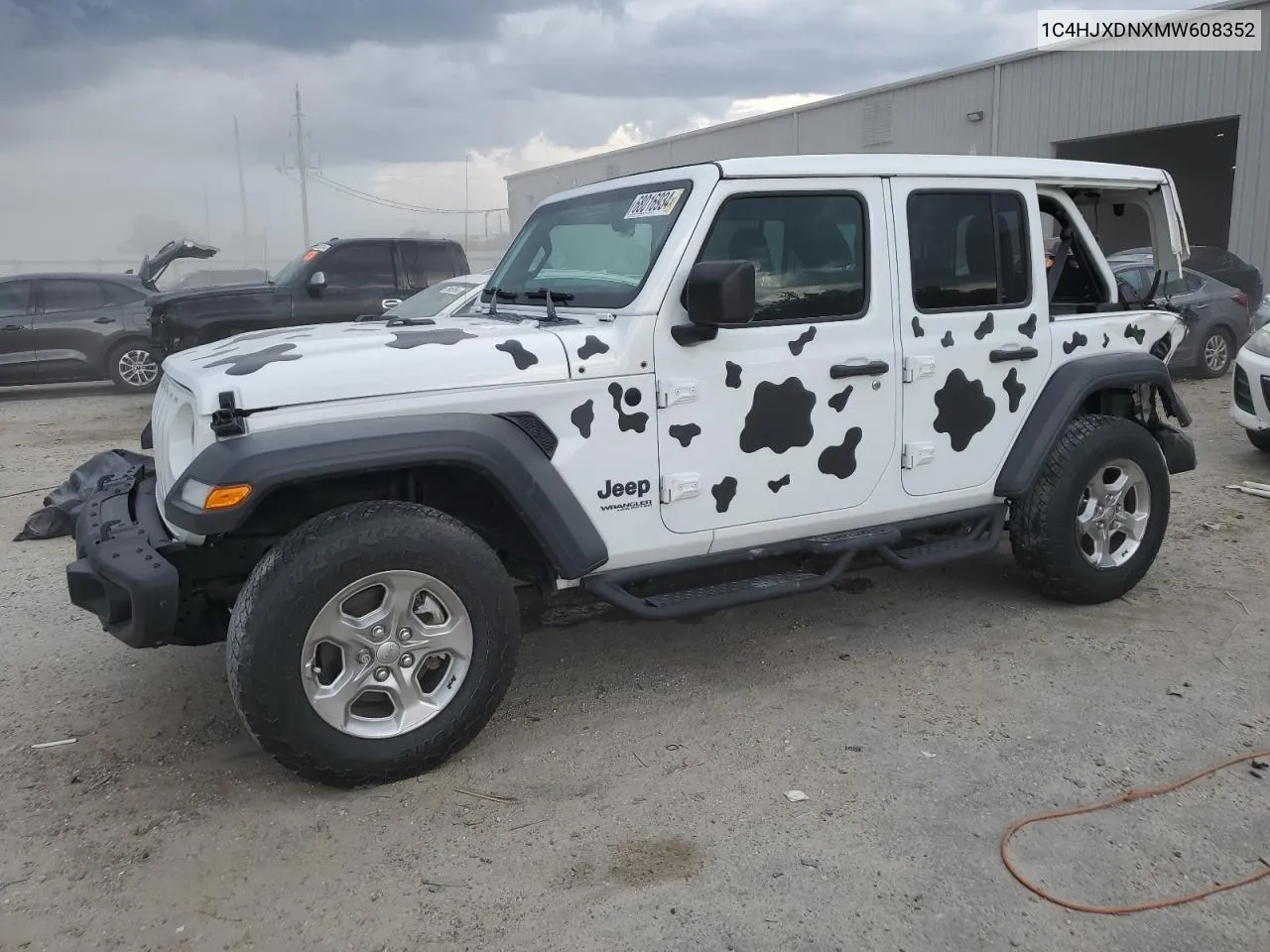 2021 Jeep Wrangler Unlimited Sport VIN: 1C4HJXDNXMW608352 Lot: 68016934