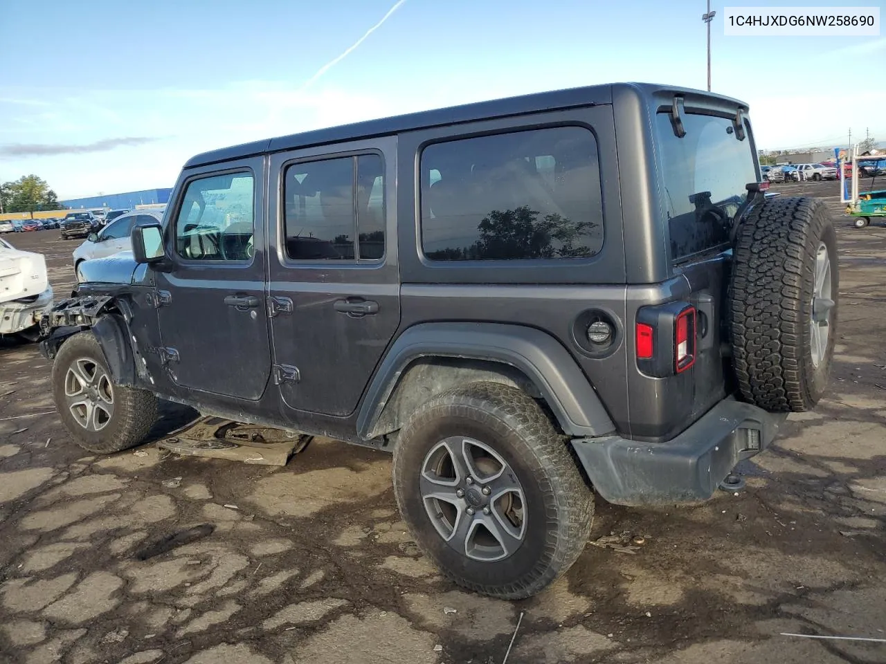 2022 Jeep Wrangler Unlimited Sport VIN: 1C4HJXDG6NW258690 Lot: 72682244