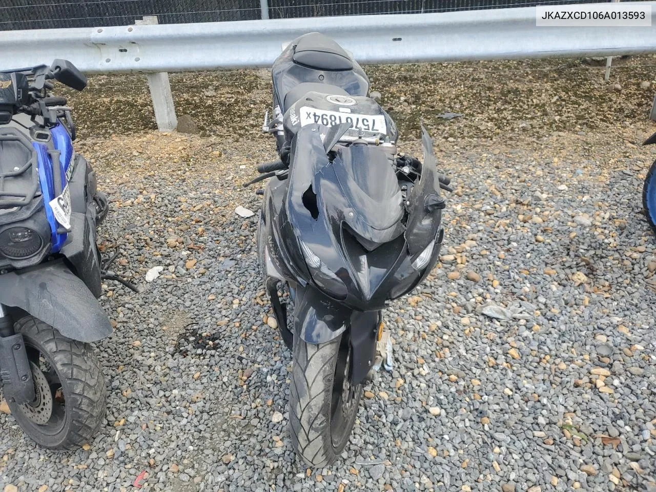 2006 Kawasaki Zx1000 D6F VIN: JKAZXCD106A013593 Lot: 75701894