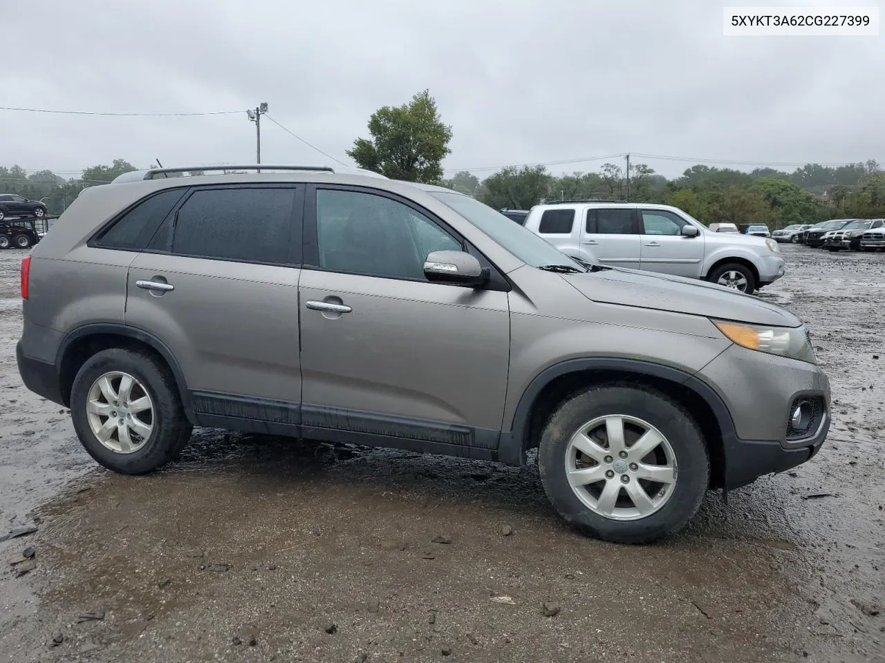 2012 Kia Sorento Base VIN: 5XYKT3A62CG227399 Lot: 73892194