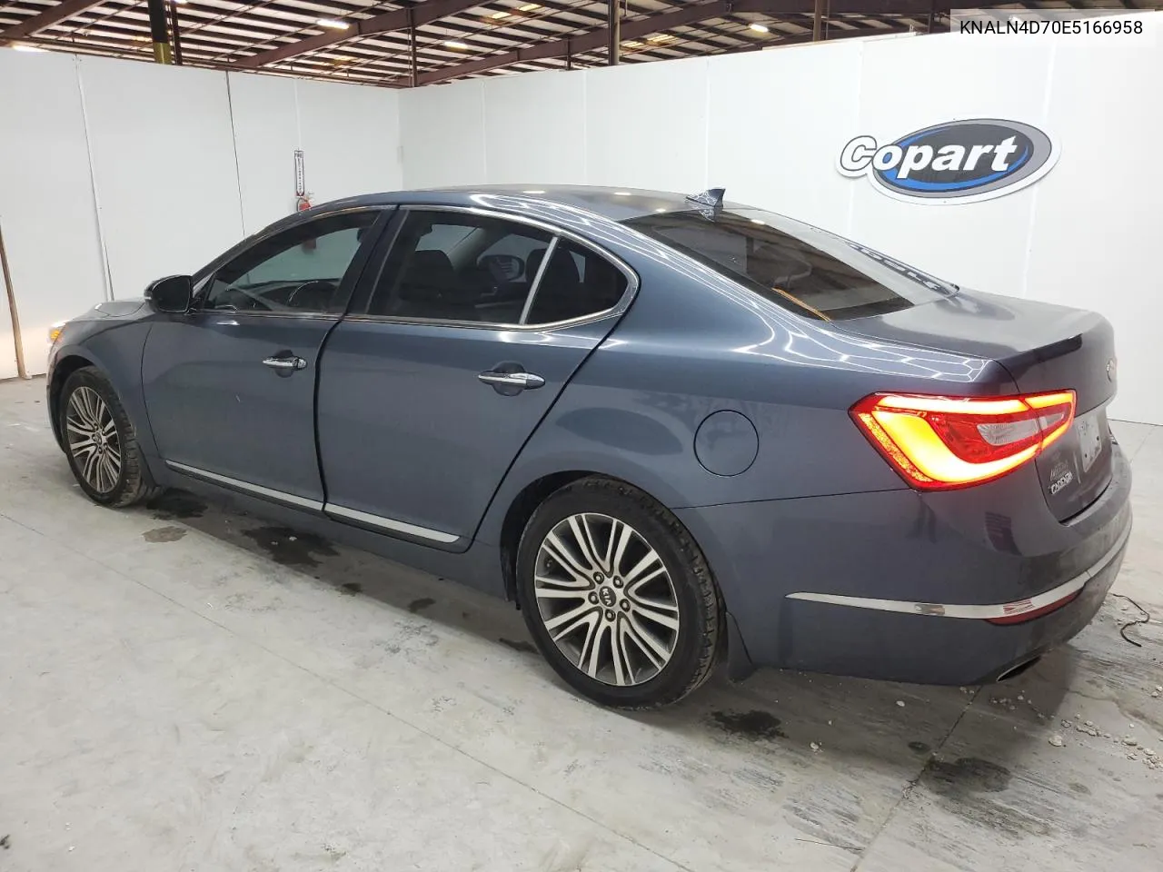 2014 Kia Cadenza Premium VIN: KNALN4D70E5166958 Lot: 70852044