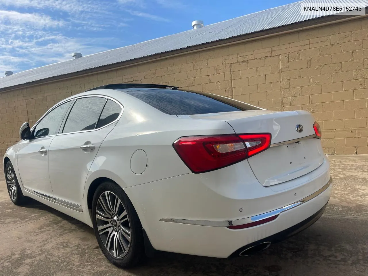 2014 Kia Cadenza Premium VIN: KNALN4D78E5152743 Lot: 80067094