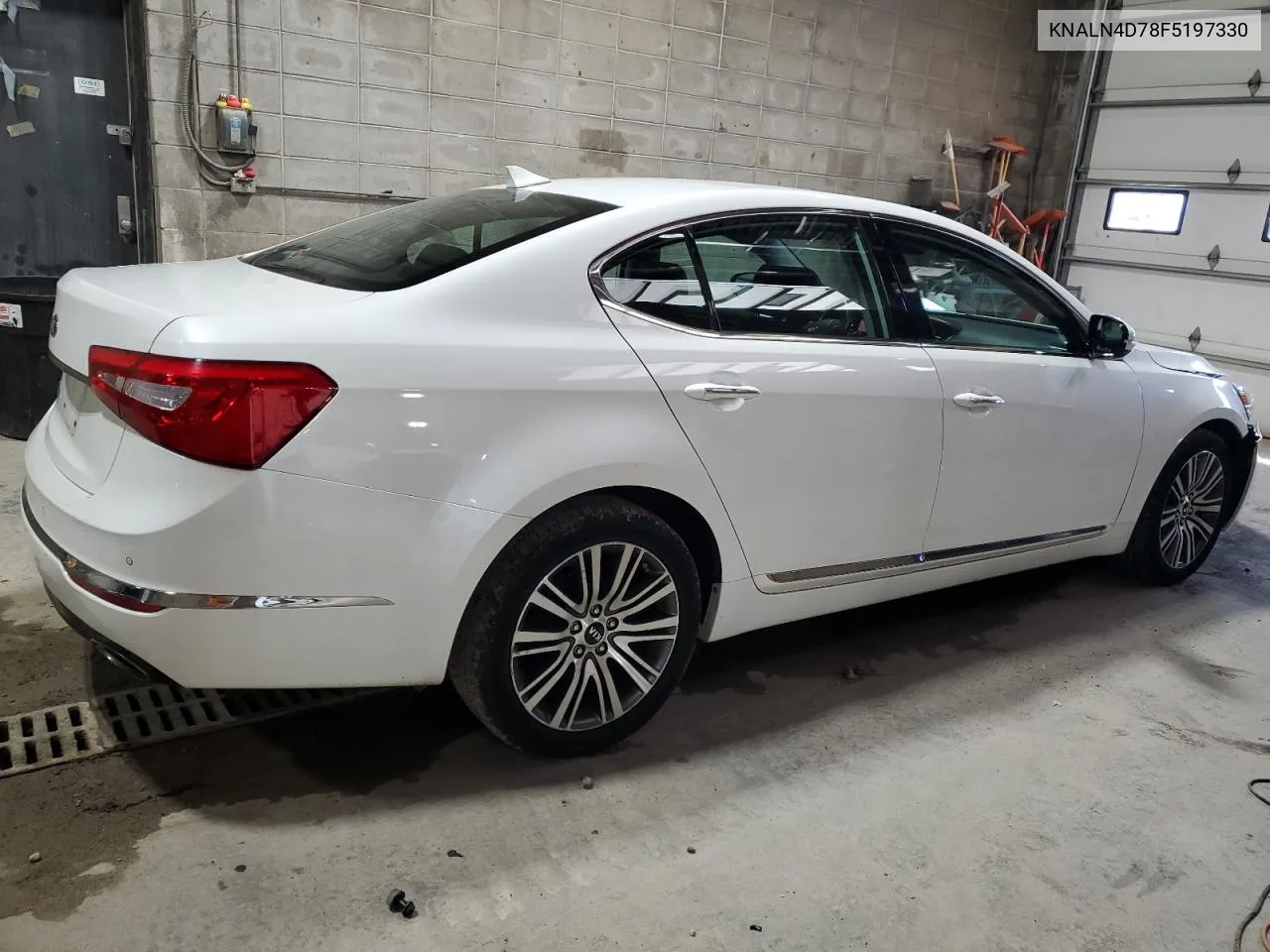 2015 Kia Cadenza Premium VIN: KNALN4D78F5197330 Lot: 65936324