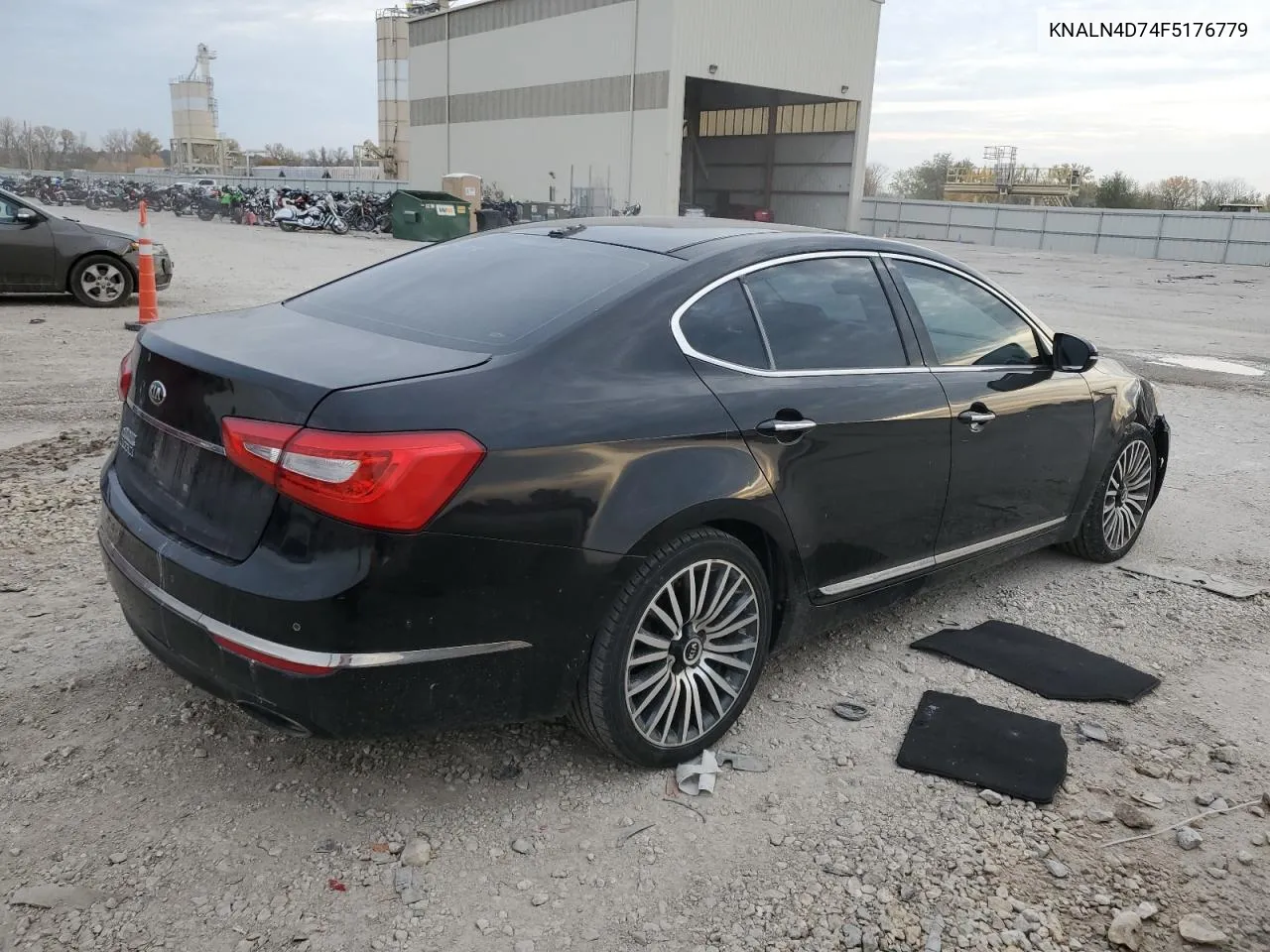 2015 Kia Cadenza Premium VIN: KNALN4D74F5176779 Lot: 77789274