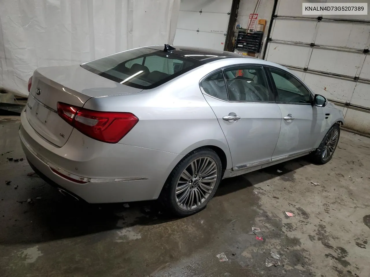 KNALN4D73G5207389 2016 Kia Cadenza Luxury