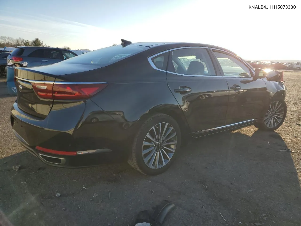 2017 Kia Cadenza Premium VIN: KNALB4J11H5073380 Lot: 49945494