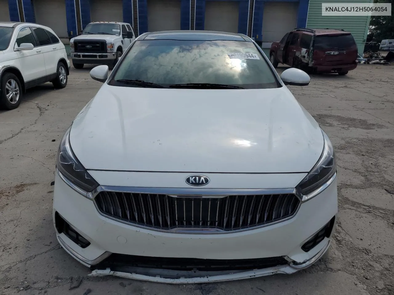 KNALC4J12H5064054 2017 Kia Cadenza Premium