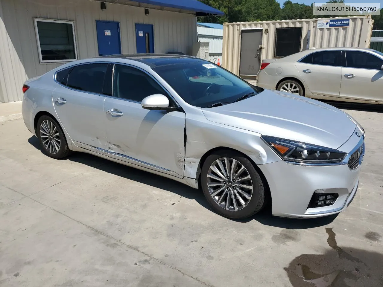 2017 Kia Cadenza Premium VIN: KNALC4J15H5060760 Lot: 70795214