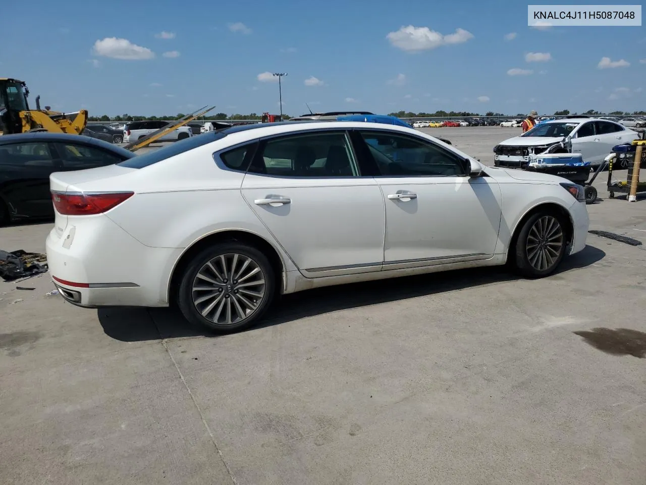 KNALC4J11H5087048 2017 Kia Cadenza Premium