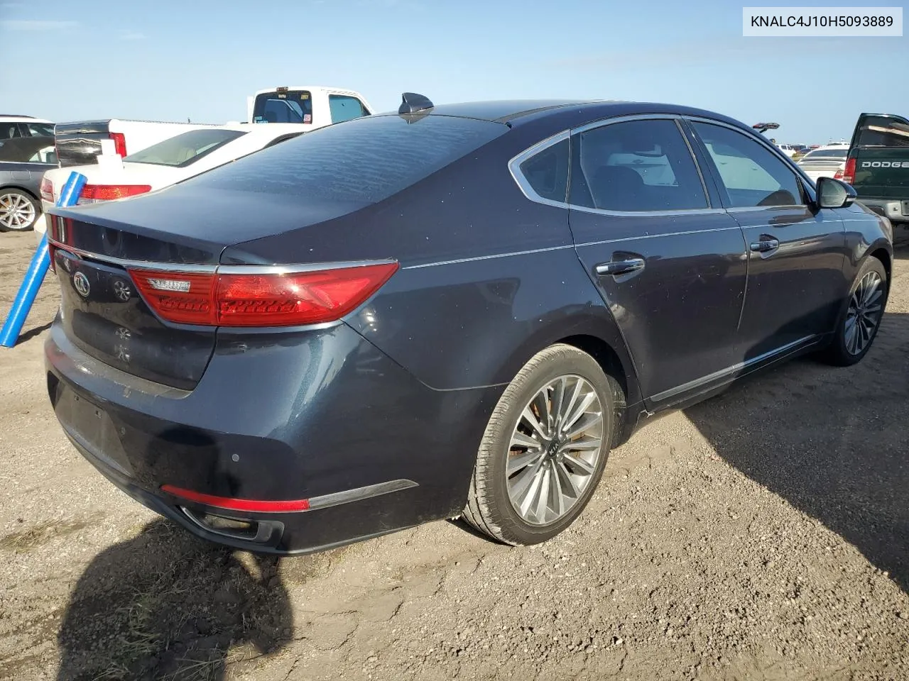 KNALC4J10H5093889 2017 Kia Cadenza Premium