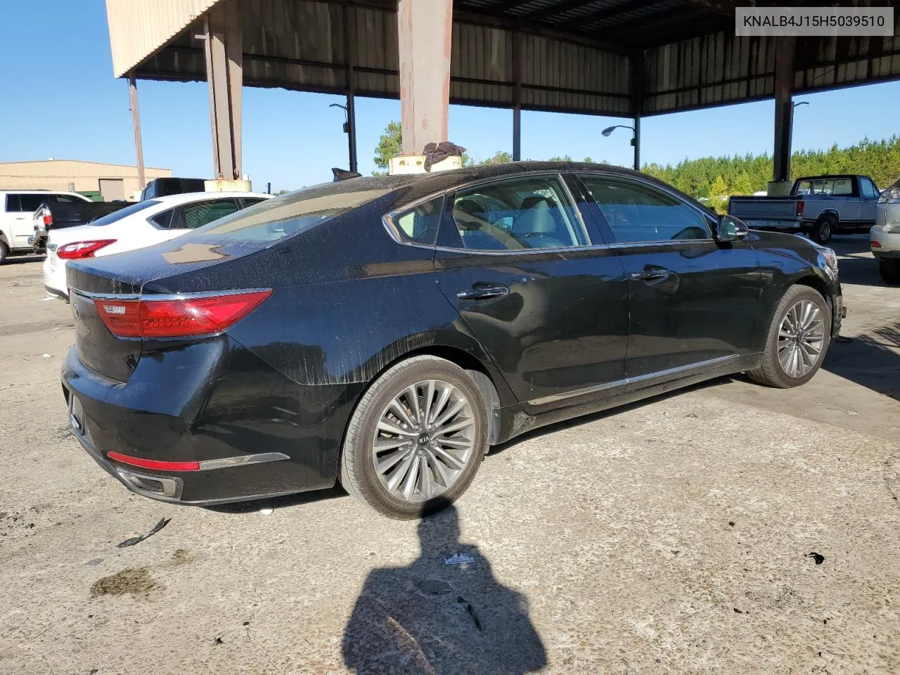 2017 Kia Cadenza Premium VIN: KNALB4J15H5039510 Lot: 76071054