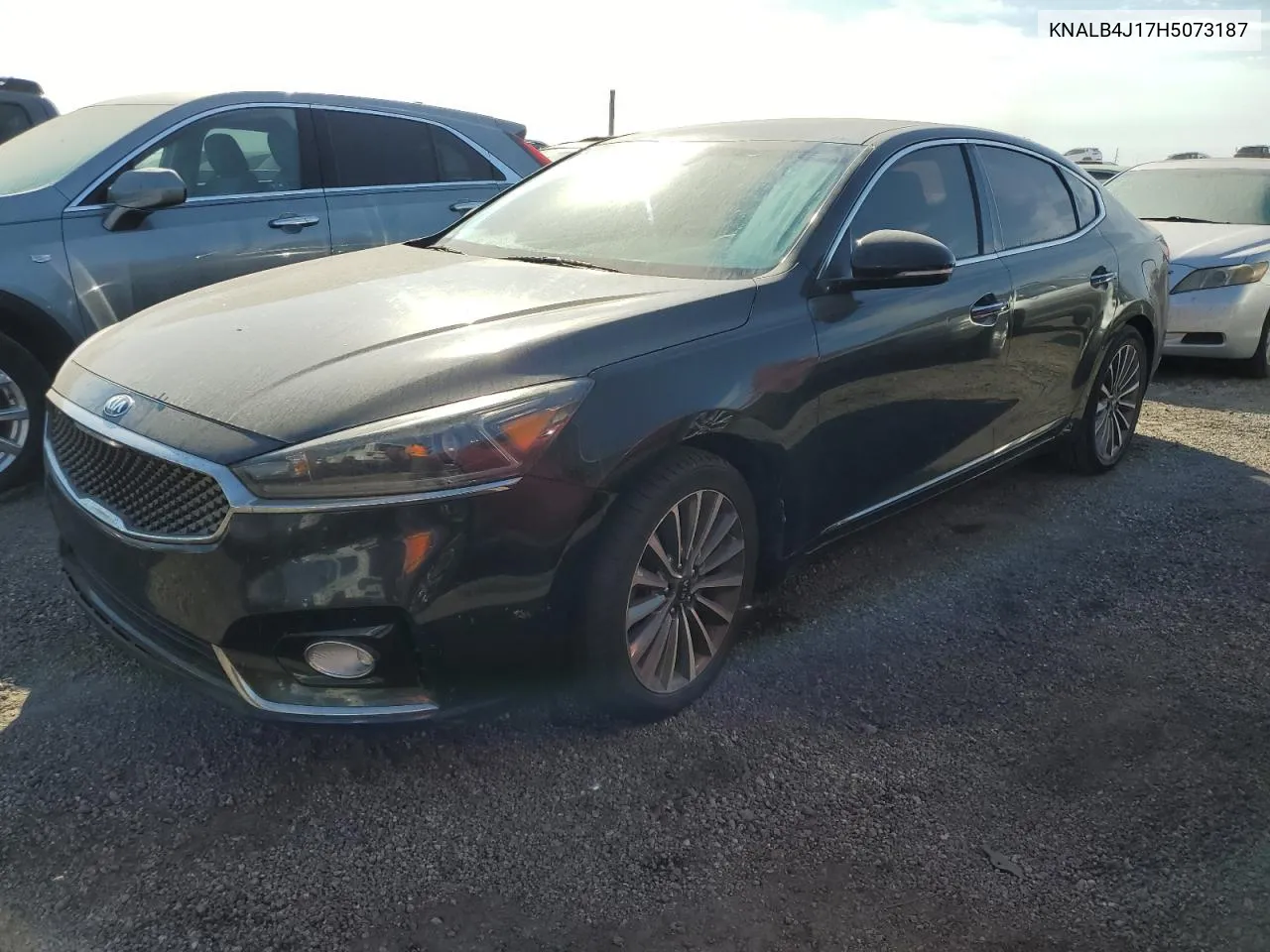 2017 Kia Cadenza Premium VIN: KNALB4J17H5073187 Lot: 76198994