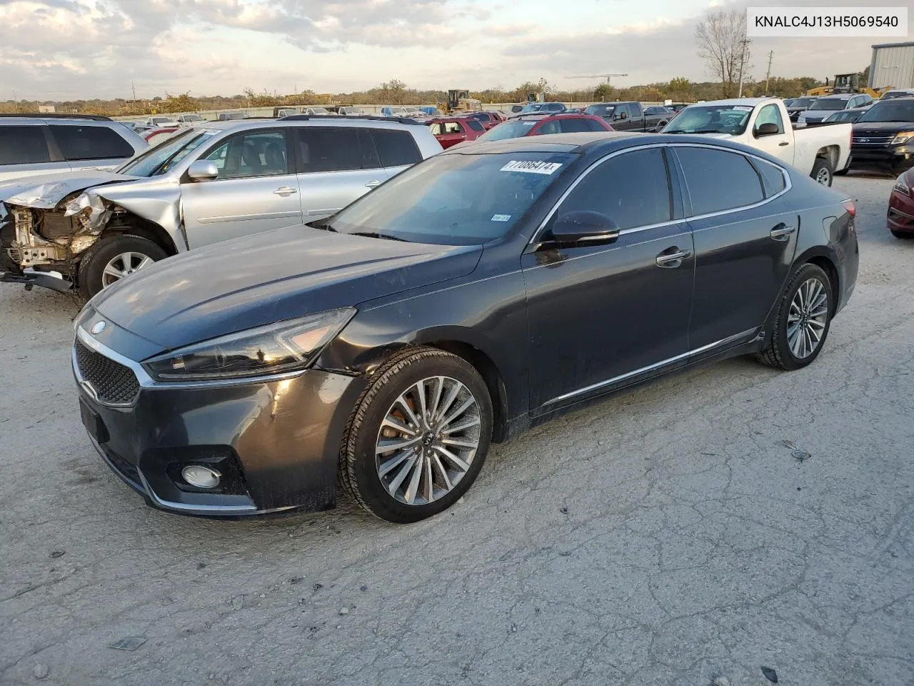 2017 Kia Cadenza Premium VIN: KNALC4J13H5069540 Lot: 77086474