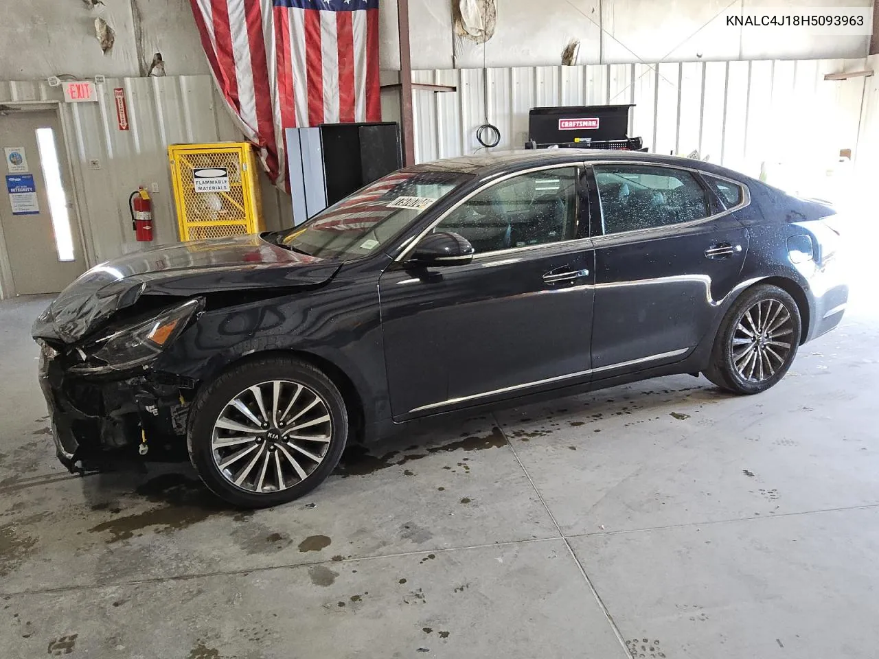 2017 Kia Cadenza Premium VIN: KNALC4J18H5093963 Lot: 77970704