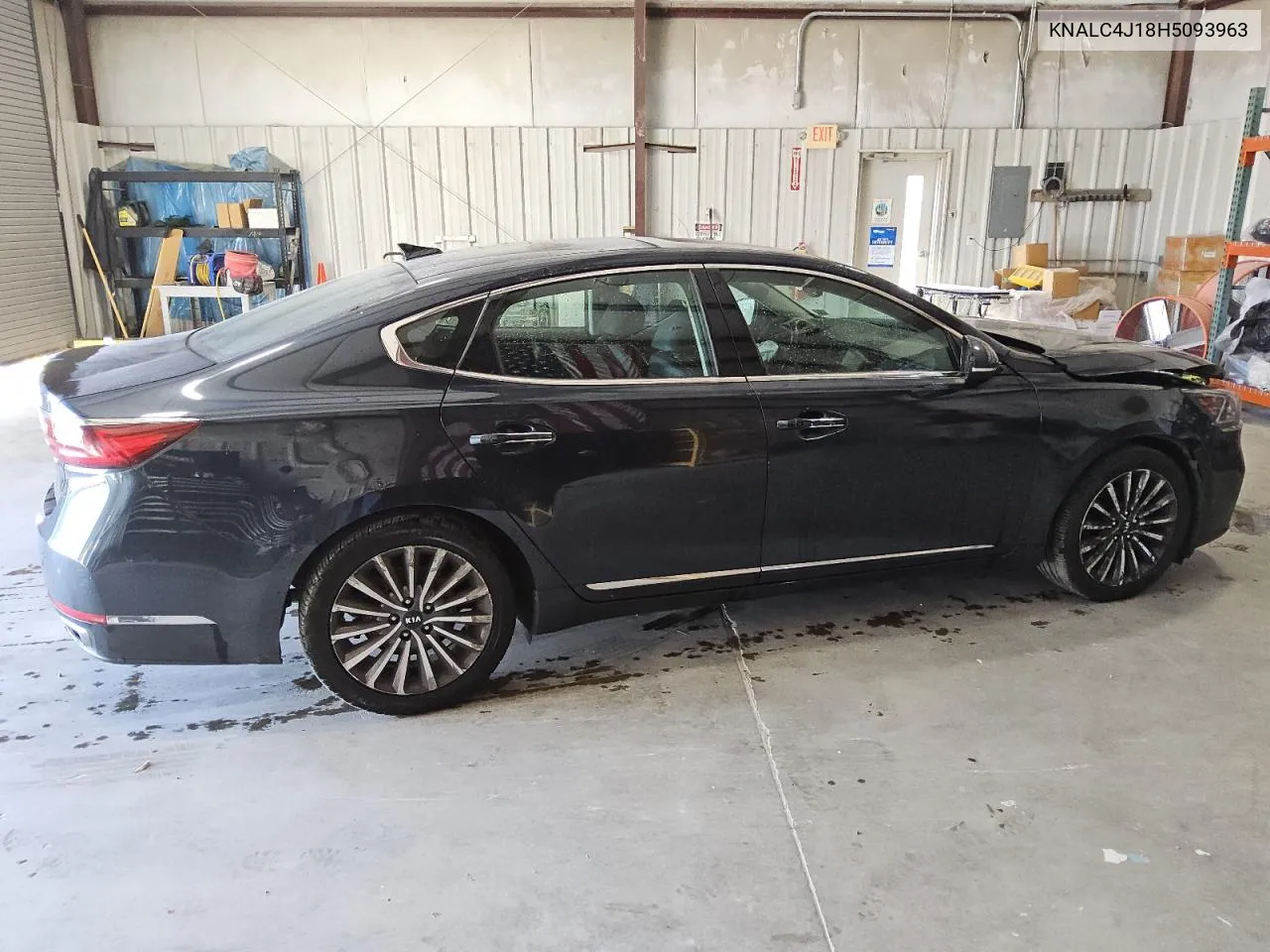 2017 Kia Cadenza Premium VIN: KNALC4J18H5093963 Lot: 77970704