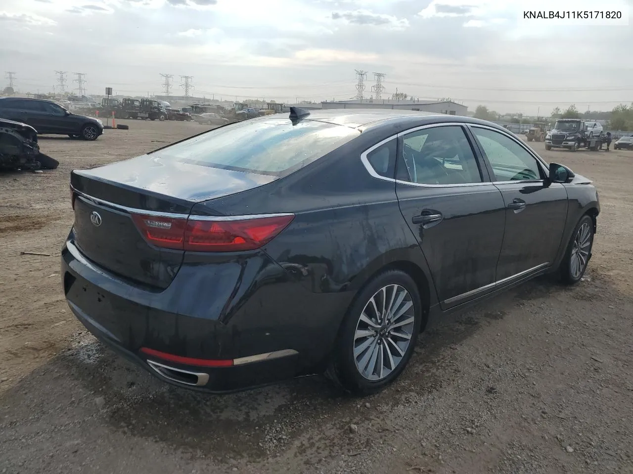 KNALB4J11K5171820 2019 Kia Cadenza Premium