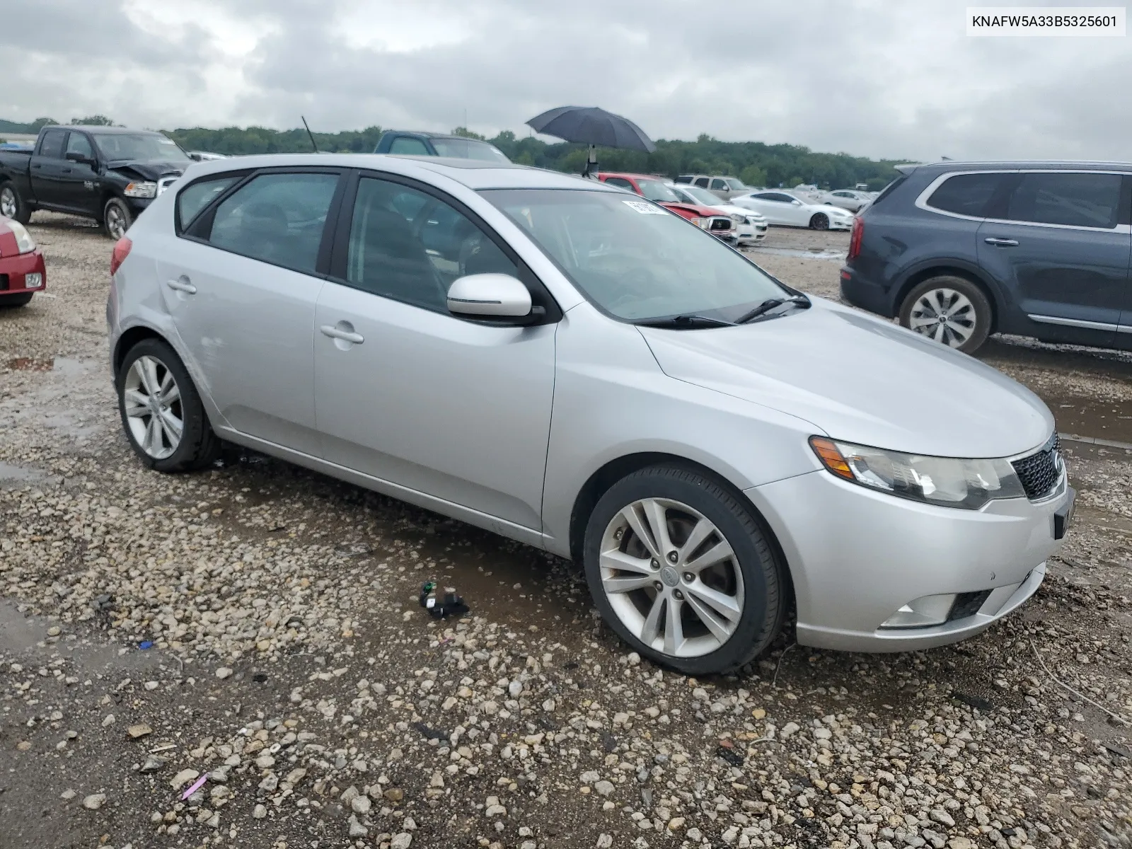 KNAFW5A33B5325601 2011 Kia Forte Sx