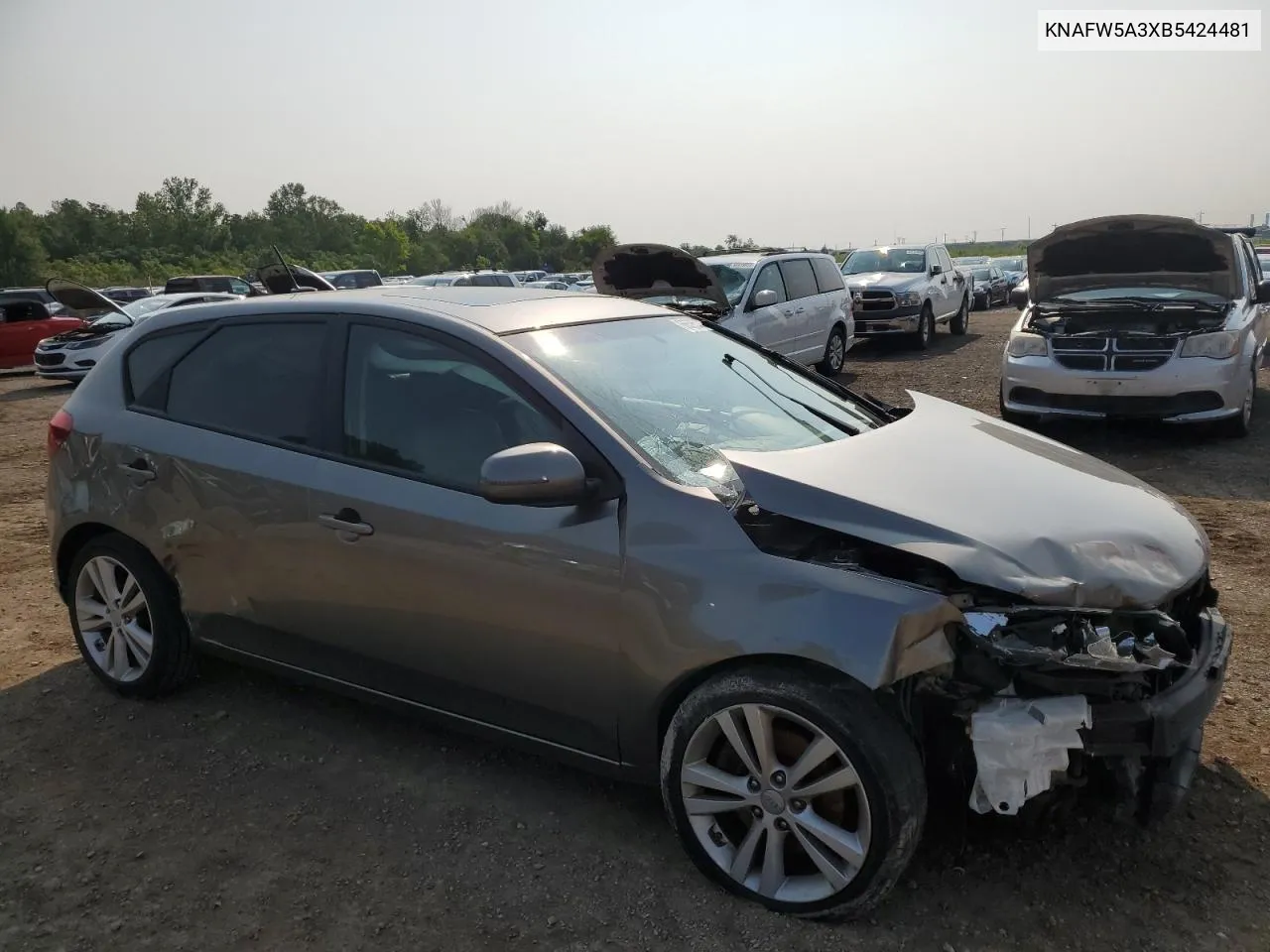 KNAFW5A3XB5424481 2011 Kia Forte Sx