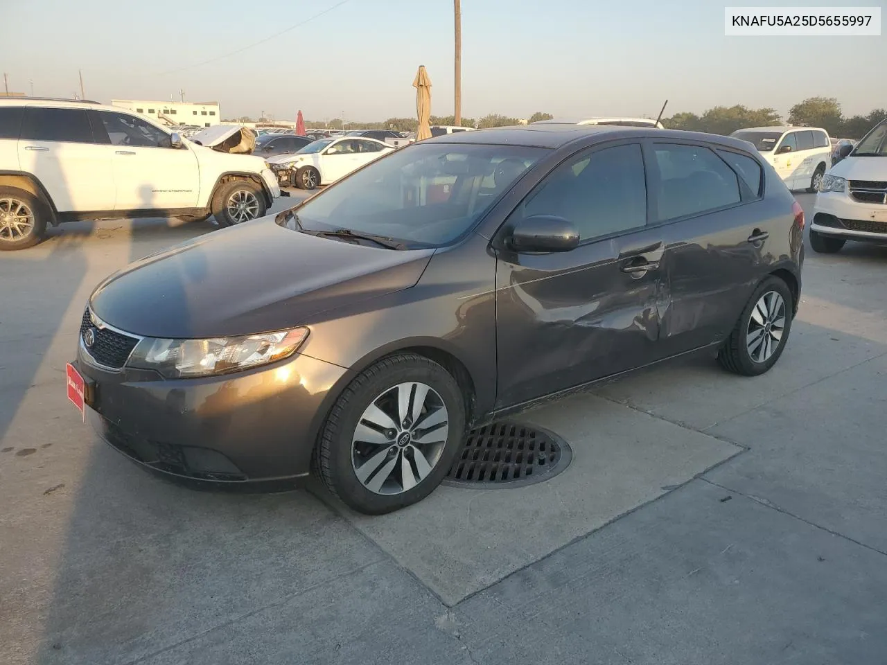 2013 Kia Forte Ex VIN: KNAFU5A25D5655997 Lot: 74844104