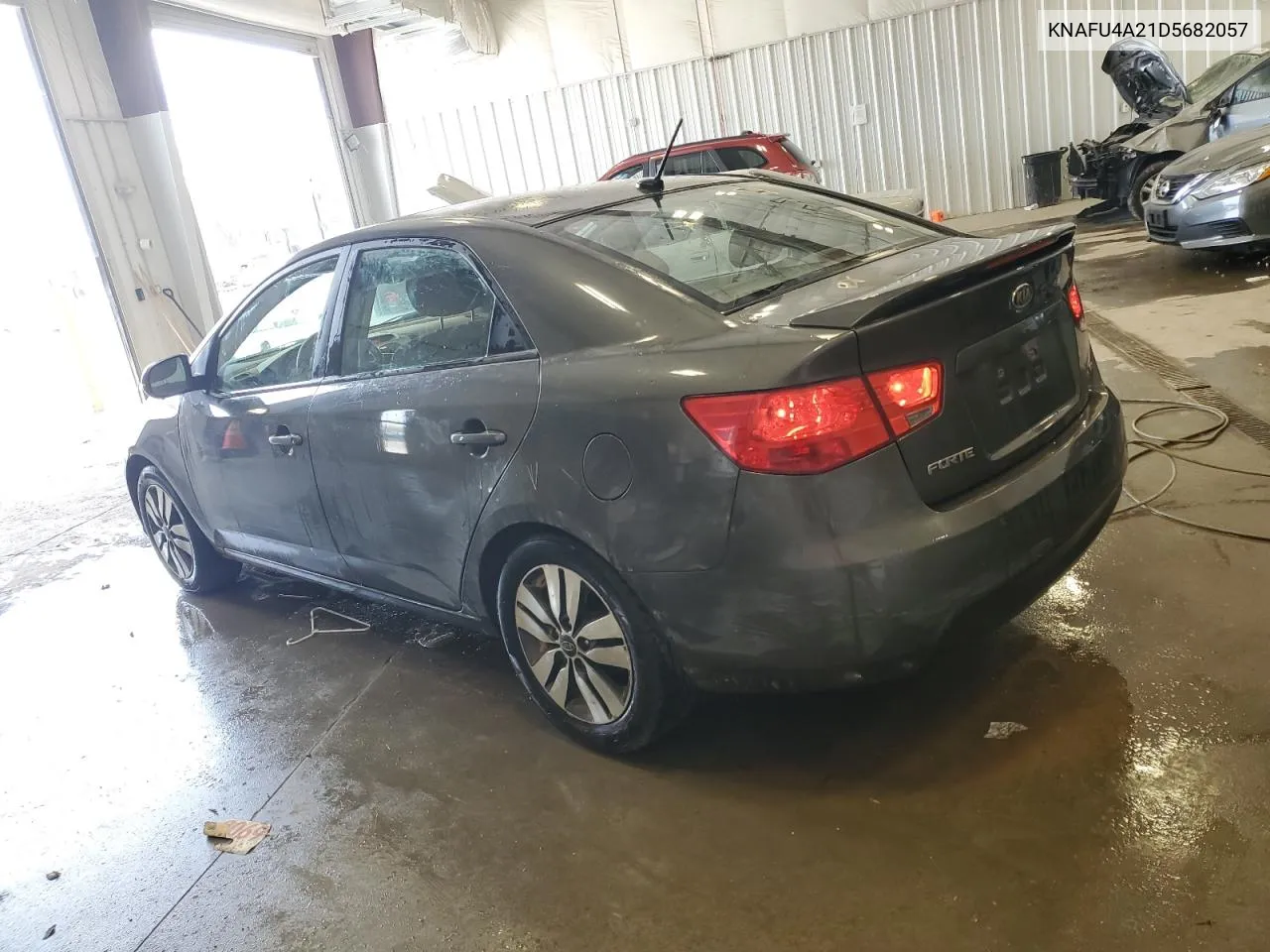 2013 Kia Forte Ex VIN: KNAFU4A21D5682057 Lot: 77184924