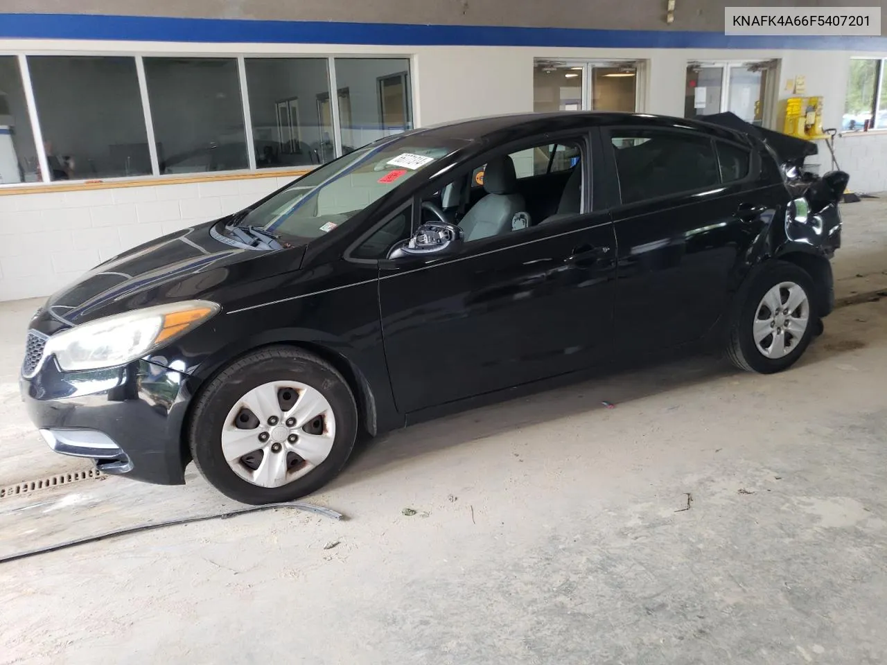 KNAFK4A66F5407201 2015 Kia Forte Lx