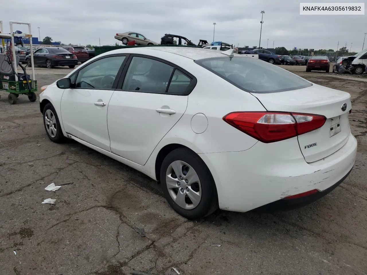 KNAFK4A63G5619832 2016 Kia Forte Lx