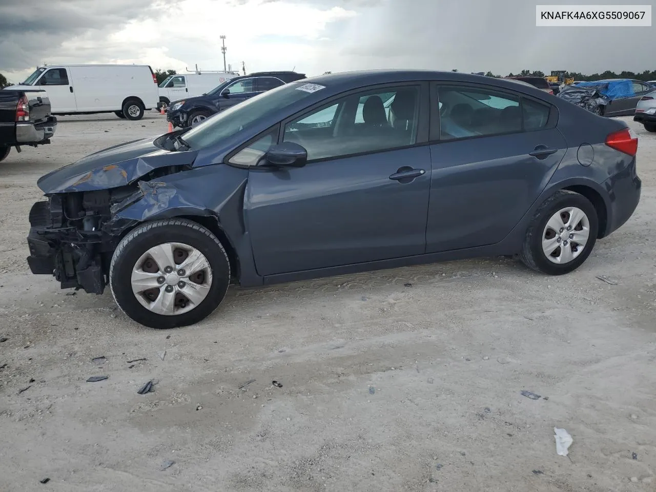 KNAFK4A6XG5509067 2016 Kia Forte Lx