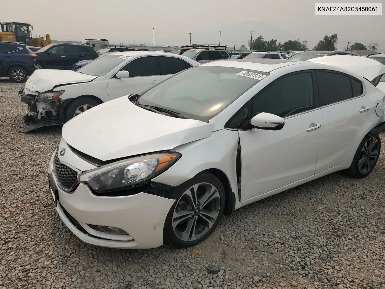 KNAFZ4A82G5450061 2016 Kia Forte Ex