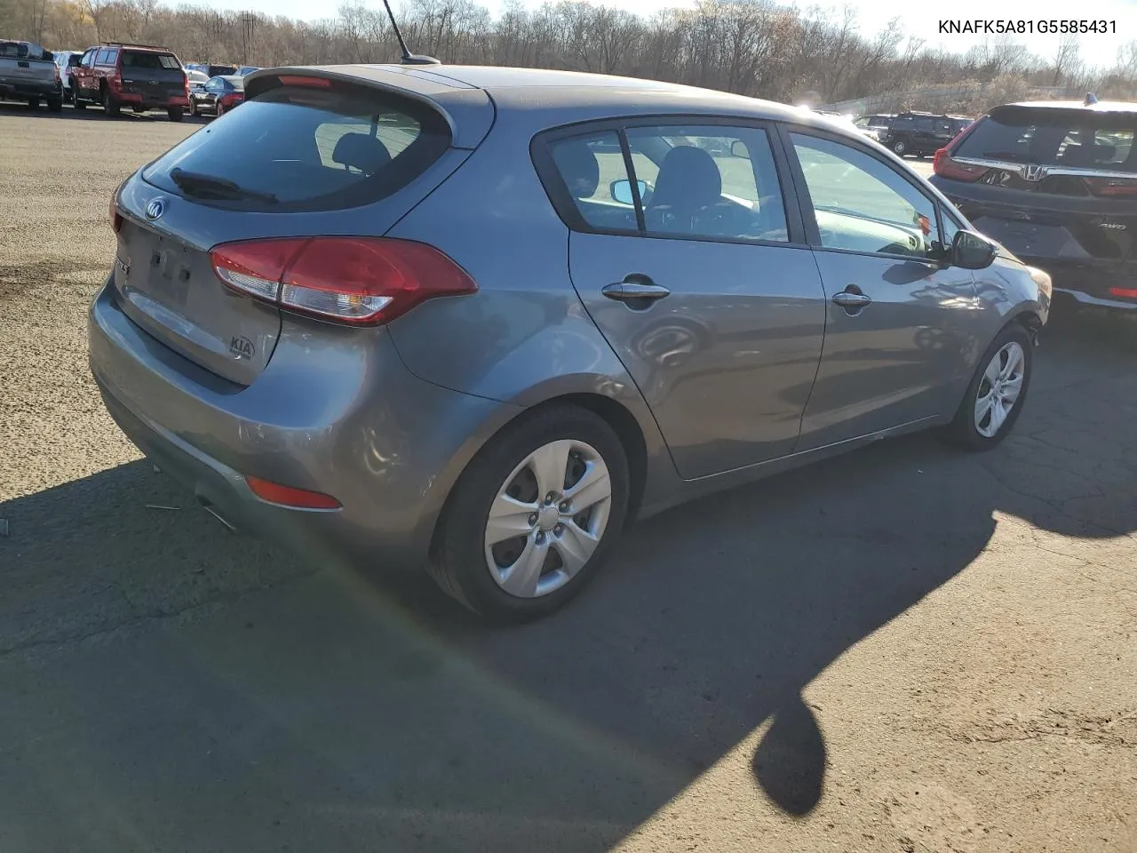 2016 Kia Forte Lx VIN: KNAFK5A81G5585431 Lot: 80906954