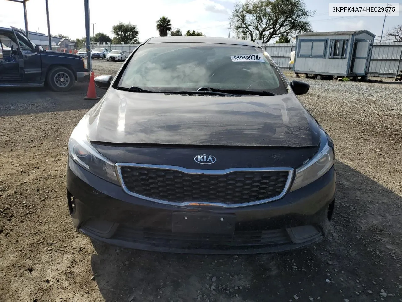 3KPFK4A74HE029575 2017 Kia Forte Lx