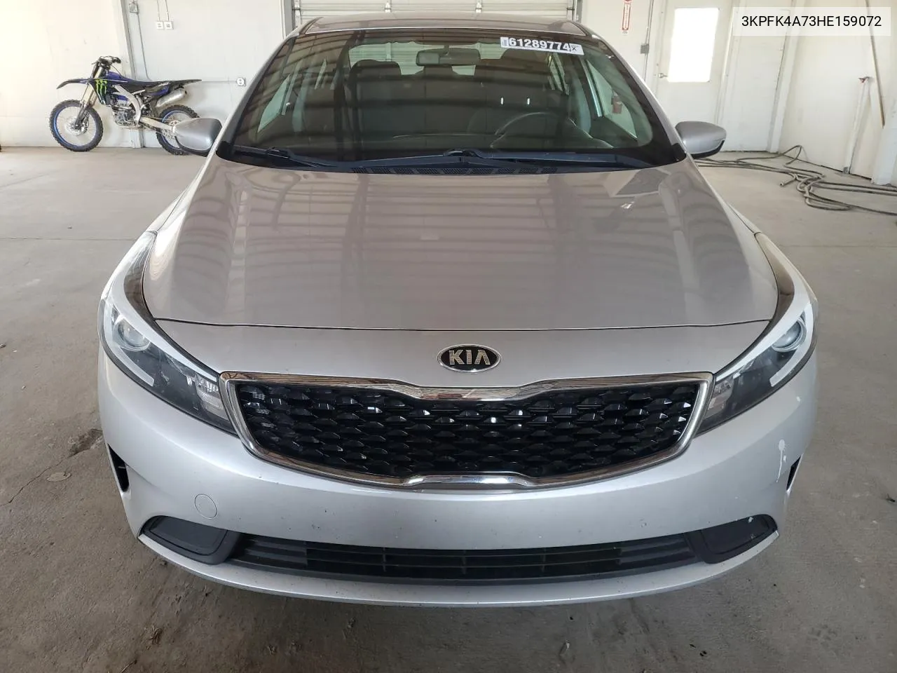 3KPFK4A73HE159072 2017 Kia Forte Lx